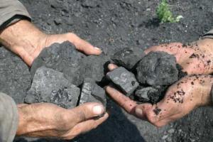 Заблокированных на шахте "Северная" горняков подняли на поверхность 