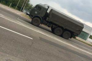 В Луганск вошла колонна российской техники