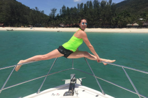 Самбурская повеселила подписчиков пародией на Волочкову