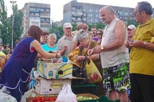 Луганские предприниматели бунтуют: "власть" "ЛНР" душит рынок налогами