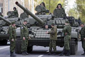 Боевики сообщили, сколько бронетехники примет участие в парадах в Донецке и Луганске