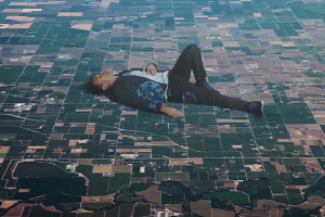 Красивейший клип Coldplay за сутки посмотрели 3,5 миллиона раз