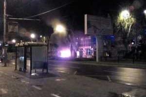 В результате взрыва автомобиля в Донецке заживо сгорел луганский бизнесмен