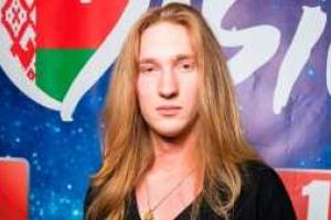 Участник "Евровидения" от Беларуси Александр Иванов развеселил фанов "обнаженным" фото