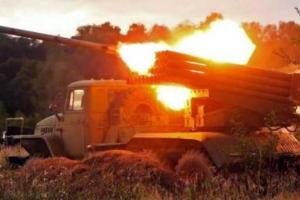Волонтер: На востоке реальная война, в Донецке паника