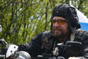 СМИ: В Праге до полусмерти избили байкера «Хирурга»