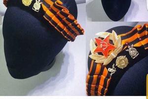 В России выпустили "георгиевский" кокошник и трусы для "надругательства" над Обамой