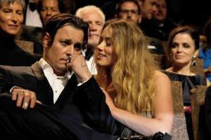 Стали известны шокирующие подробности скандала Джонни Деппа и его жены