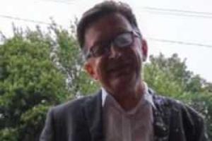 Российского блогера в Киеве облили кефиром