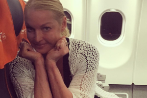 Поклонники шокированы внешним видом Анастасии Волочковой и обвиняют ее в алкоголизме