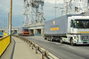 Россия и Ахметов явно "устали" снабжать гуманитарной помощью жителей "ДНР"