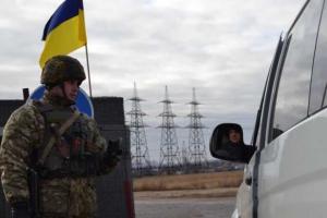 Ситуация на блокпостах в зоне АТО: собираются очереди, но движение есть