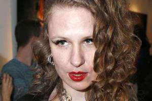 Валерия Гай Германика показала снимок новорожденной дочери 