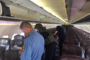 Появилась новая информация о "заминировании" самолета в Киеве