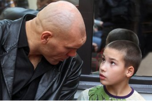 Боксер Валуев потерял сына в Питере