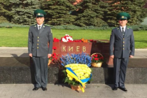 Украинские военнослужащие на Красной площади порадовали пользователей соцсетей