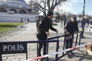 Очередной теракт в Турции: более 20 раненых