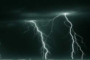 Во Франции и Германии от ударов молнии пострадали 50 человек