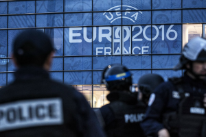 Евро-2016: Во Франции задержали двух украинских болельщиков