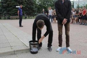 В оккупированном Луганске с издевкой похоронили Конституцию Украины