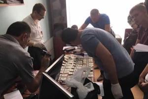 В Харьковском горсовете работает полиция: чиновники попались на взятке