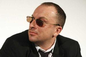 Дмитрий Нагиев появился на обложке Esquire в неожиданном образе