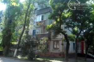 Стало известно имя мужчины, который с гранатой забаррикадировался в мариупольской многоэтажке