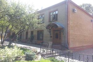 Здание Горловского епархиального управления повреждено в результате обстрела