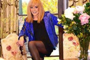 Стали известны подробности съемок абсолютно обнаженной Пугачевой