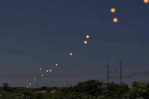 Жители Аляски напуганы массовым появлением НЛО в небе