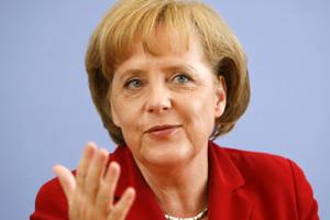 Меркель: Санкции против РФ отменят после того, как Украина вернет контроль над своей границей