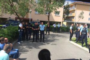 Депортация россиян из Франции: часть фанатов увозят на авто, оставшихся в автобусе готовятся "зачищать"