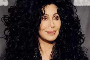 Певица Шер при смерти: звезда делит наследство между родственниками