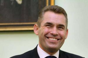 Выжившей в Карелии девочке задали шокирующий вопрос: пользователи соцсетей возмущены до предела