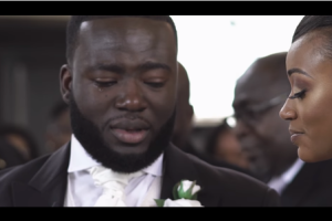 В Сети появилось видео, на котором эмоциональный жених расплакался на собственной свадьбе
