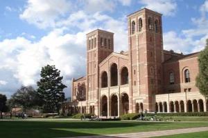 В американском университете устроивший стрельбу человек покончил с собой