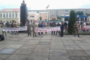 Под Одессой начался жесткий протест против "Оппоблока": "Политическим "проституткам" не место у власти"