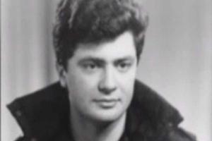 Стильный Ляшко, брюнетка Тимошенко и Кличко с усами: фото украинских политиков в молодости взорвали сеть