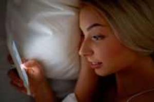 Ученые в панике: Смартфоны вызывают временную слепоту