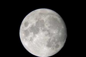 Ученые из разных стран планируют создание транзитной станции на орбите Луны