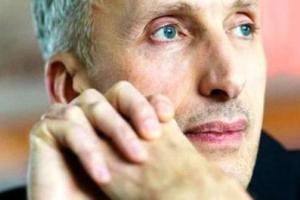 Сурков в Минске продолжает процесс мягкой капитуляции России, - политолог