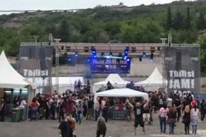 В Тбилиси священники сорвали международный рок-фестиваль 