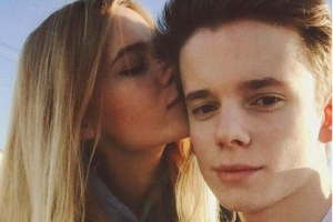 Младший сын Валерии познакомил родителей со своей возлюбленной