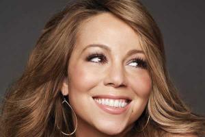 Мэрайя Кэри забыла надеть юбку на вечеринку