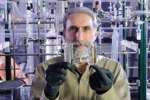 Ученые США вывели бактерию, превращающую воздух в спирт