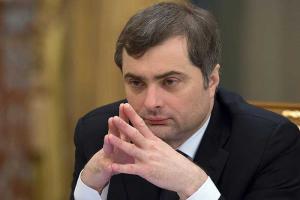 Сурков и Медведчук борются за влияние на Путина, — политолог