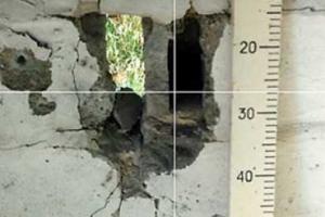 Марьинка снова под огнем: пострадали дома мирных жителей