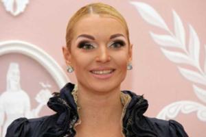 Анастасия Волочкова приструнила своих критиков в Сети