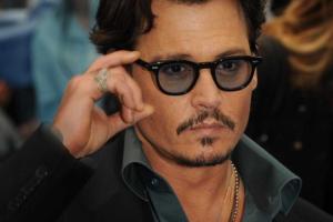 Джонни Депп изменил татуировку с прозвищем Эмбер Хёрд на «дрянь» 