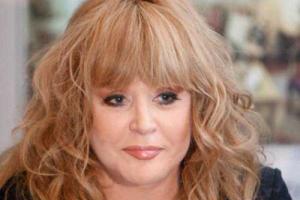 Алла Пугачева спела под фонограмму 25-летней давности